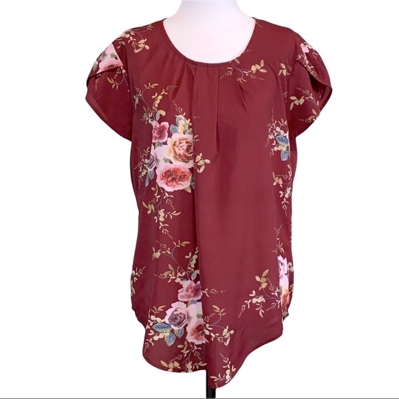 🆕Floral Blouse - Picture 1 of 9